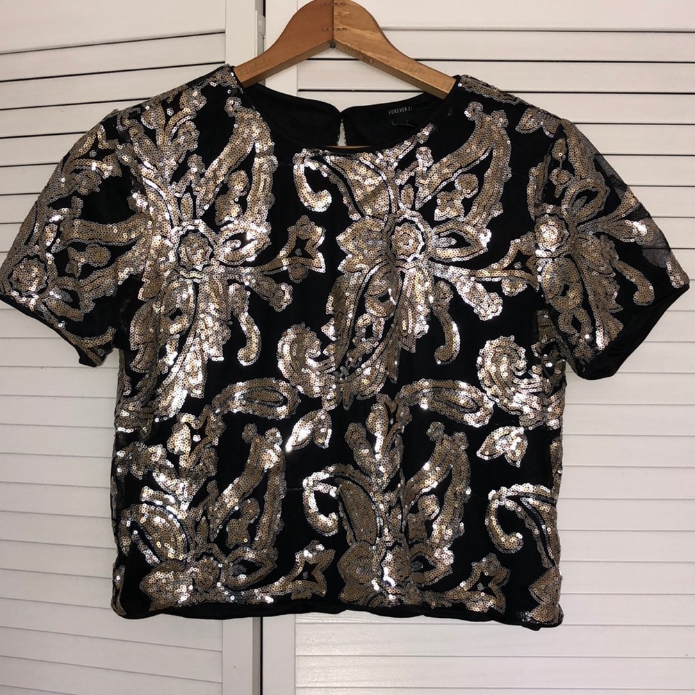 Sequence Crop Top